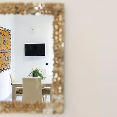 We - Dollaro House $ 리치오네